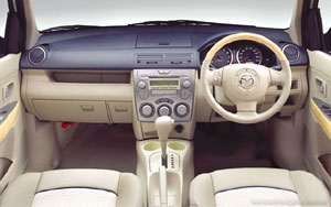 Mazda Demio 1.5 i 16V Hatchback